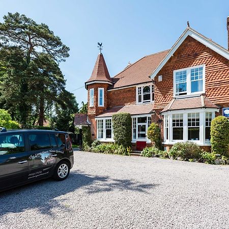 The Lawn pensión Horley Exterior foto